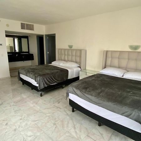 Condo in Ocean Front Hotel Resort Cancún Camera foto