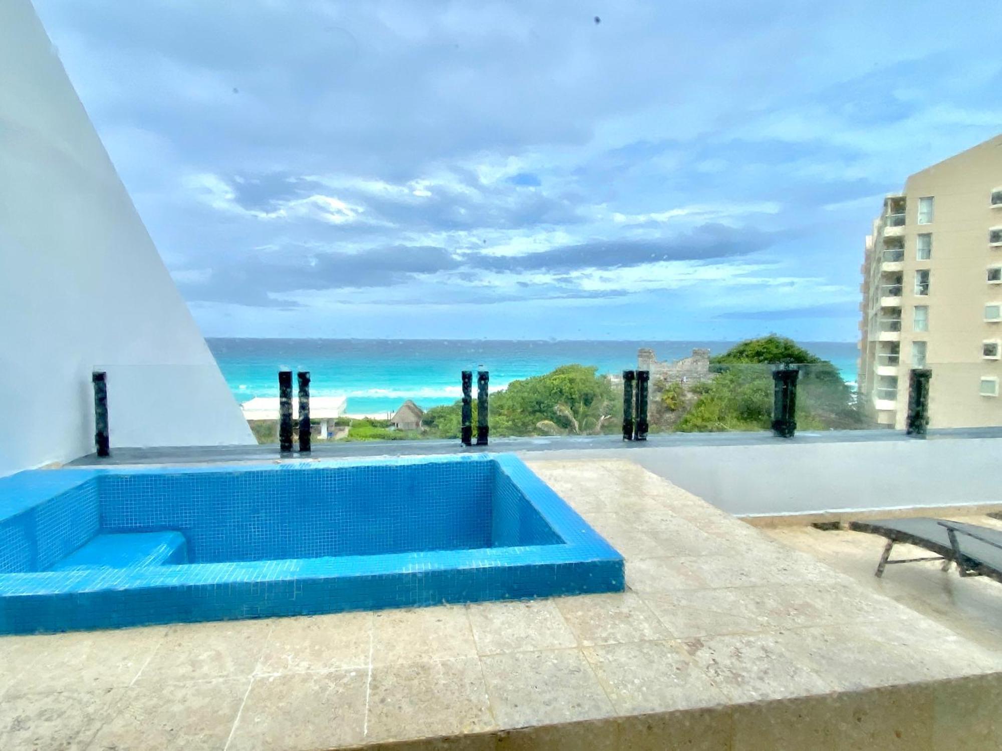 Condo in Ocean Front Hotel Resort Cancún Camera foto