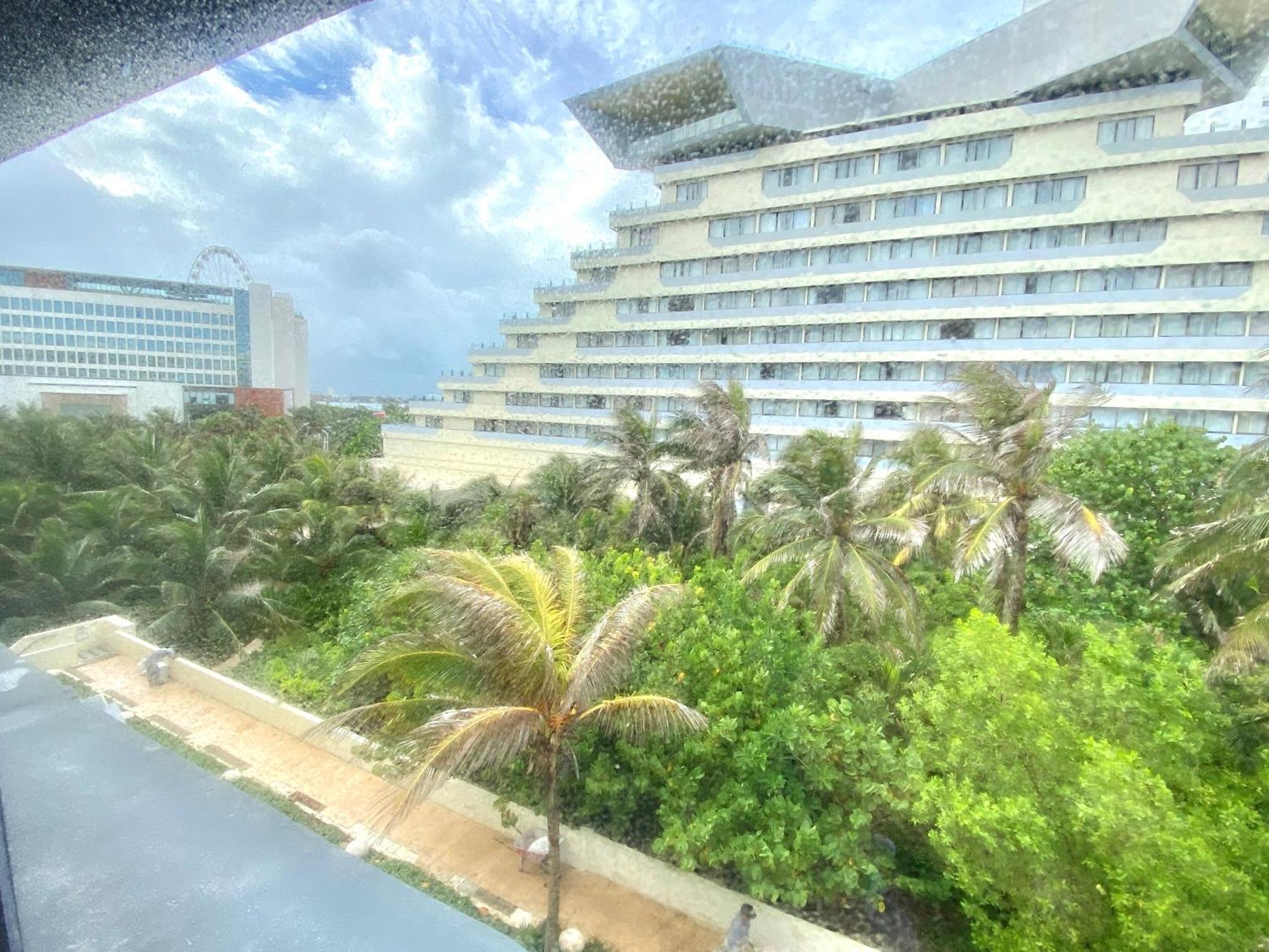 Condo in Ocean Front Hotel Resort Cancún Camera foto