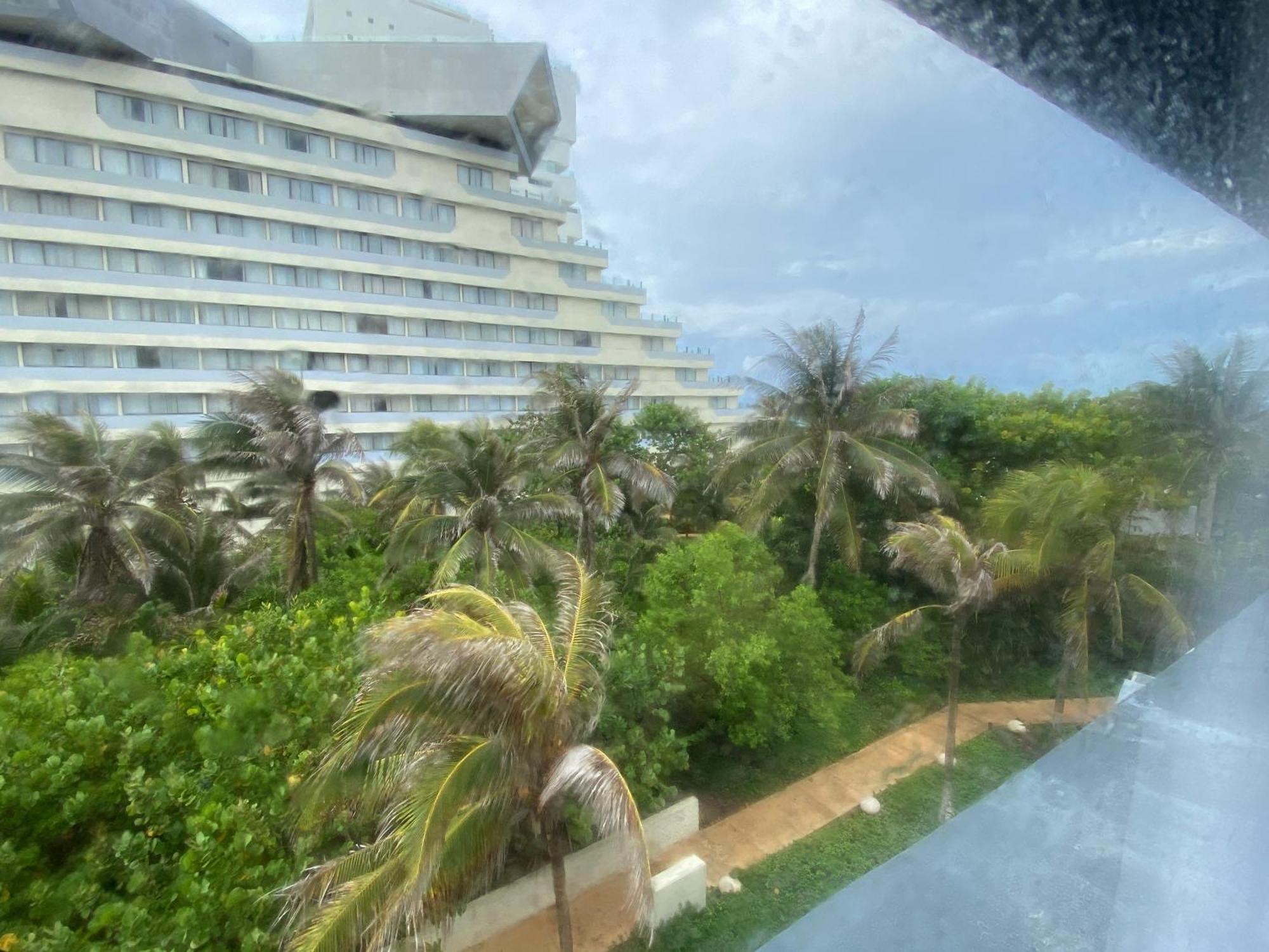 Condo in Ocean Front Hotel Resort Cancún Camera foto